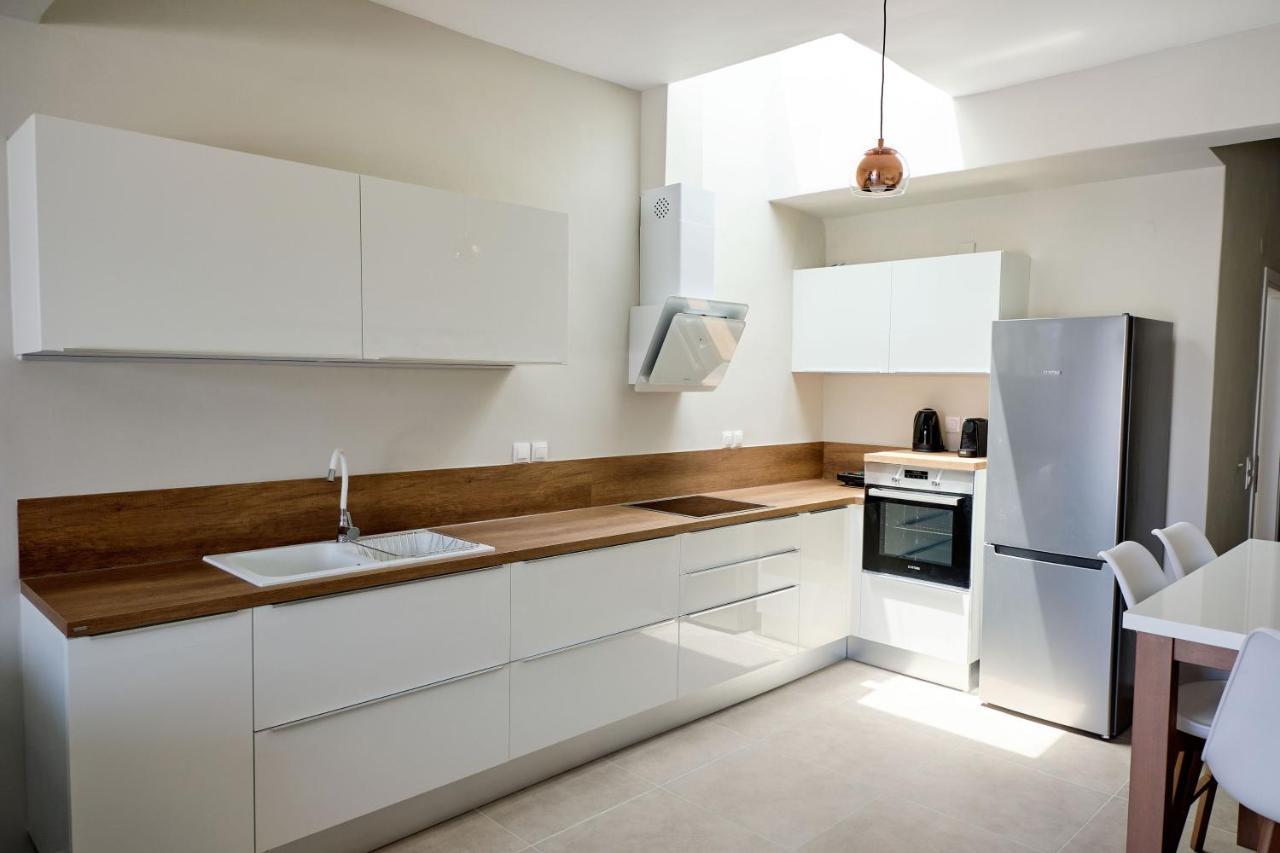 Mirtos Luxury Apartment Exterior photo
