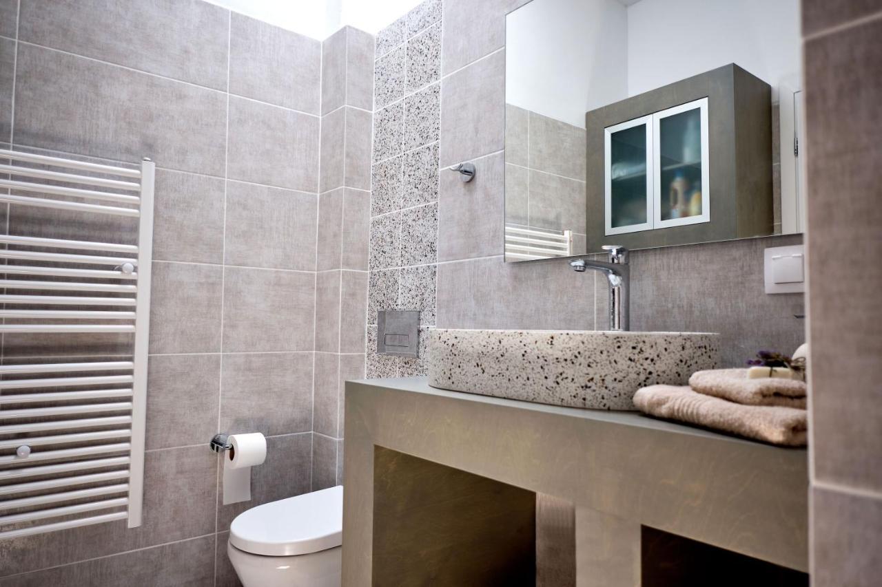 Mirtos Luxury Apartment Exterior photo